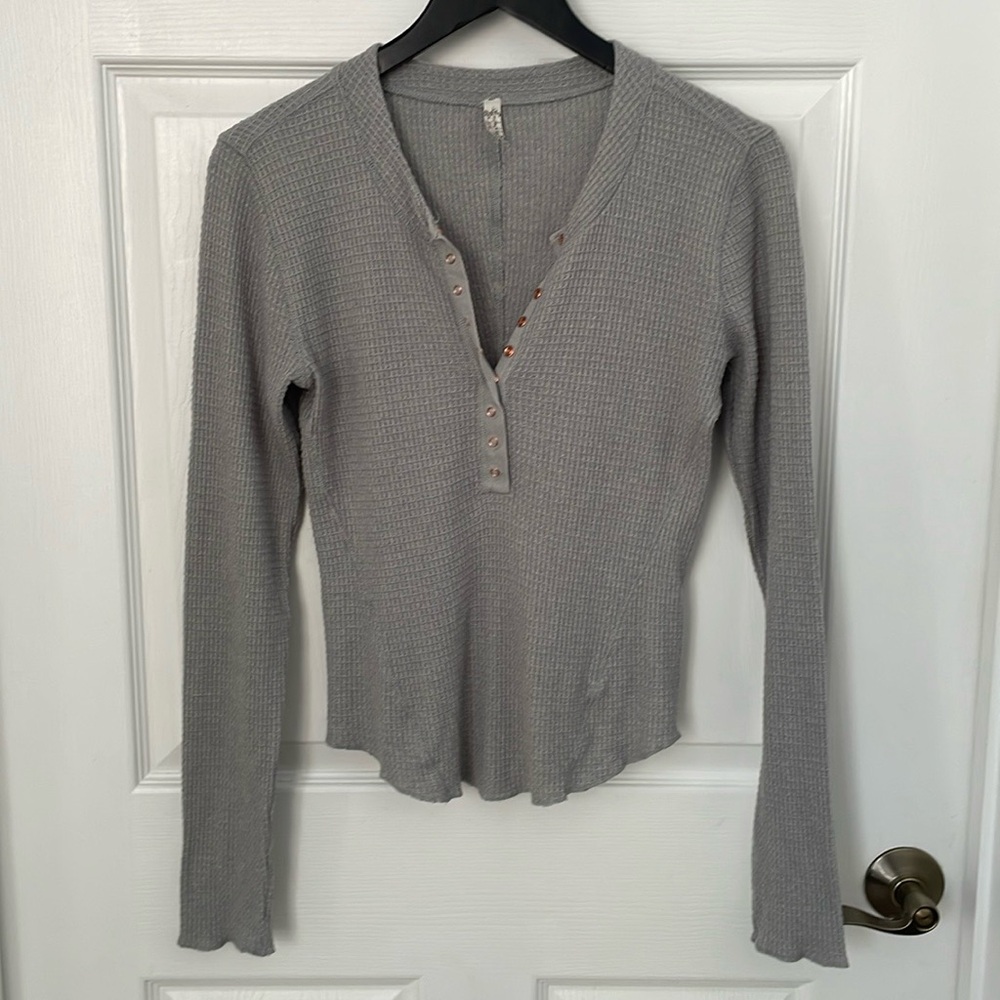 Intimately Free People Grey Women’s button down thermal long sleeve
